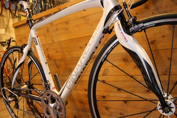ピナレロ PINARELLO FP QUATTRO 2011モデル ロードバイク 買取入荷