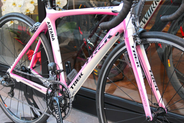ジロを制した名車】TREK MADONE 6.9 PRO シマノ アルテグラ 6770 Di2