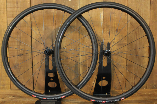 BLACK INC BLACK TWENTY C DISC ホイールセット 買取入荷！