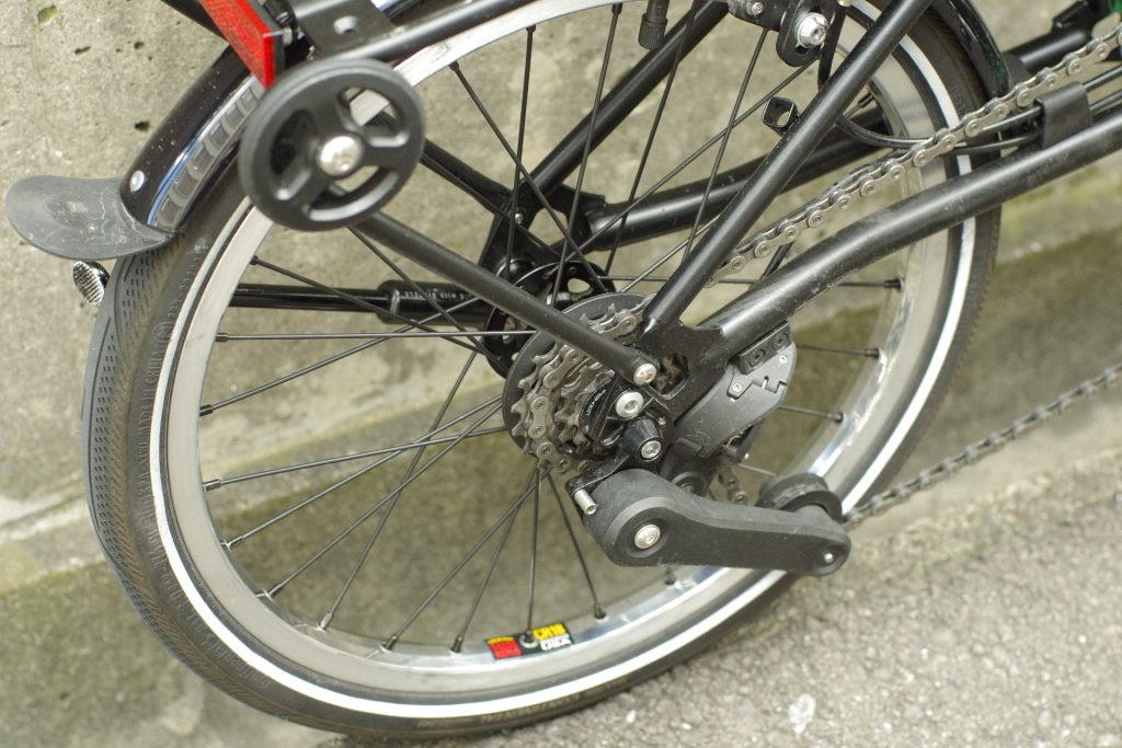 Brompton P Line ホイール組み換え作業でした。 – Bici Termini