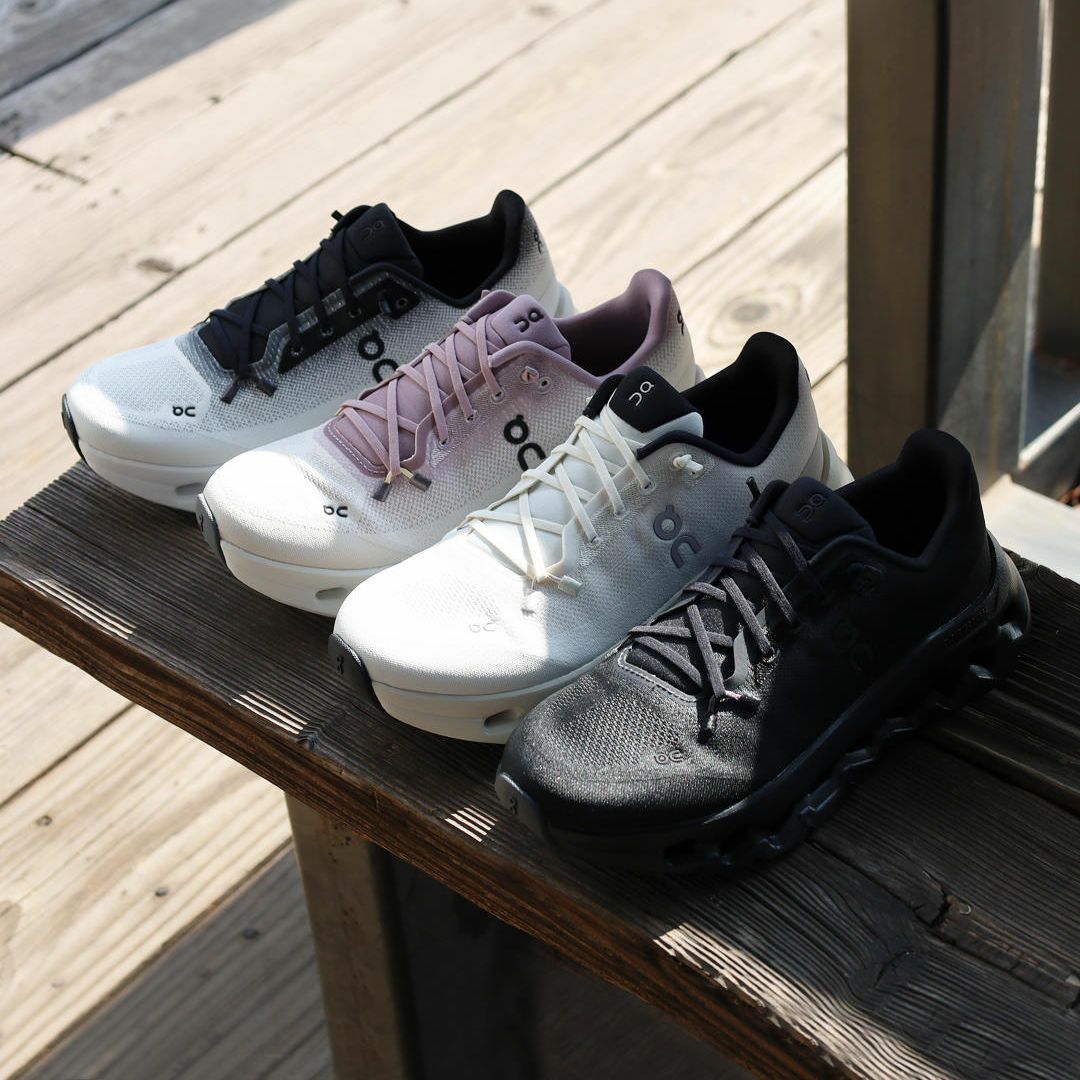 オン On/クラウドティルト Cloudtilt/スニーカー