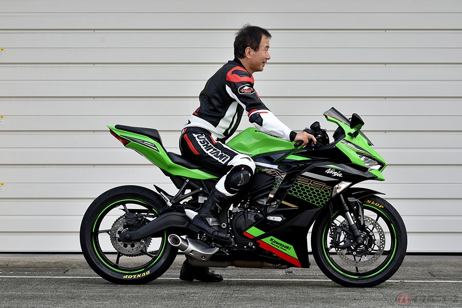 カワサキ「Ninja ZX-25R」は今日的なスポーツライディングの基本を学ば
