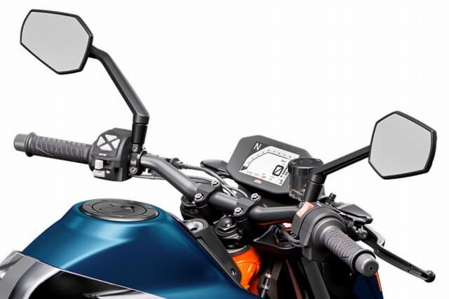 バイクの逆ネジミラーを正ネジミラーに交換する方法 | バイクライフを