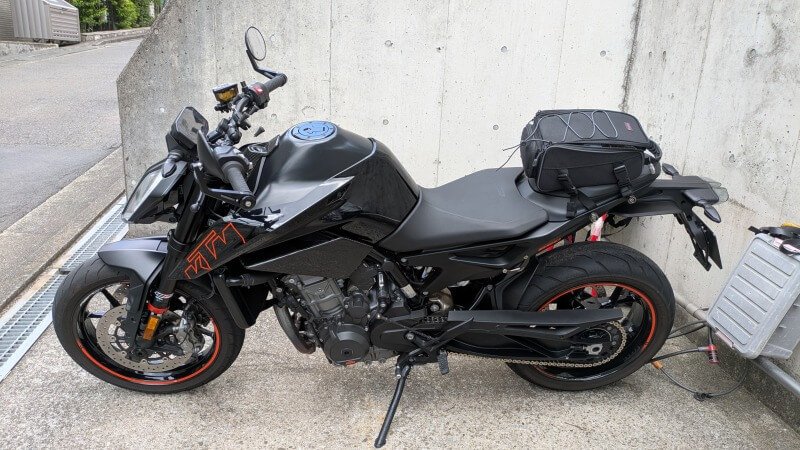 KTM DUKEにバーエンドミラーを取り付け | バイクライフを 