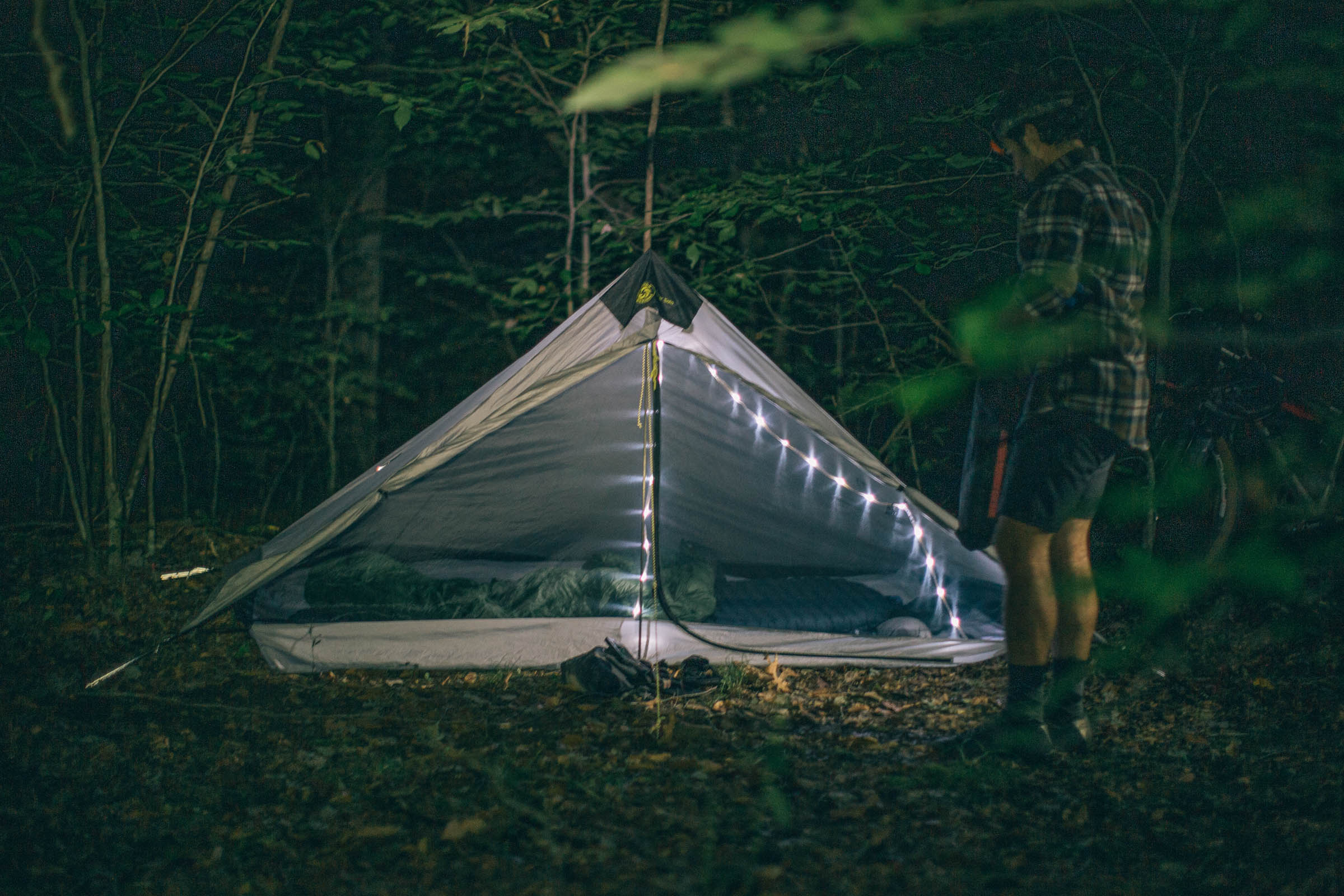 Six Moon Designs Lunar Solo Review - BIKEPACKING.com