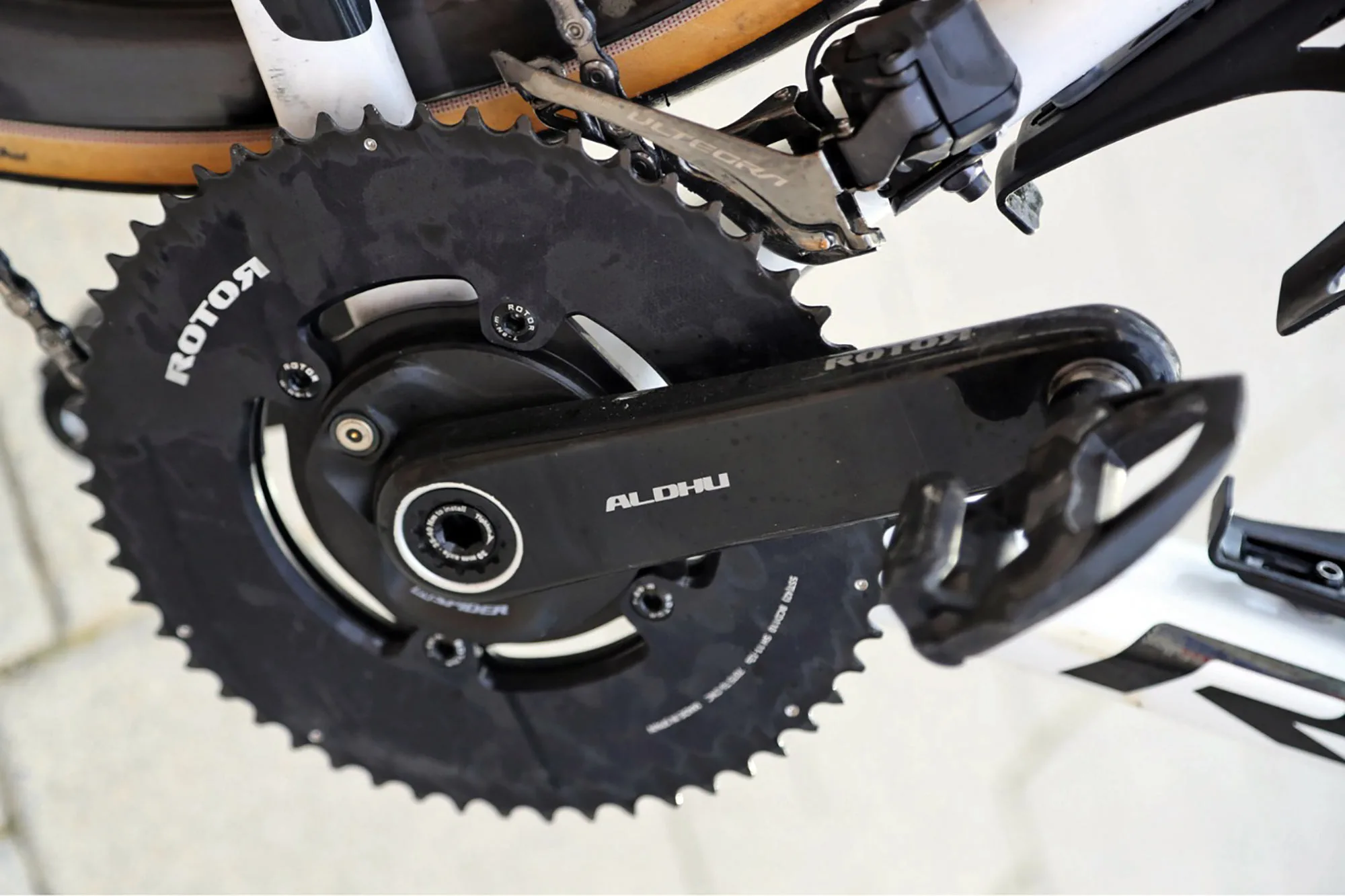 The New Rotor INspider Road Power Meter is Lighter, Cheaper, and