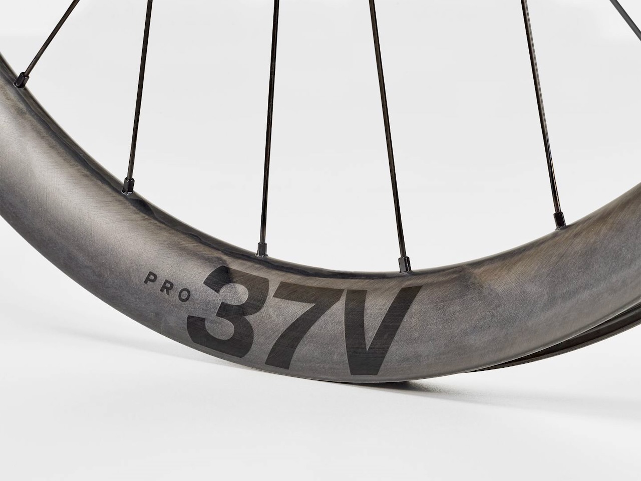 New OCLV NEXT Thermoplastics Material Debuts on Bontrager Aeolus