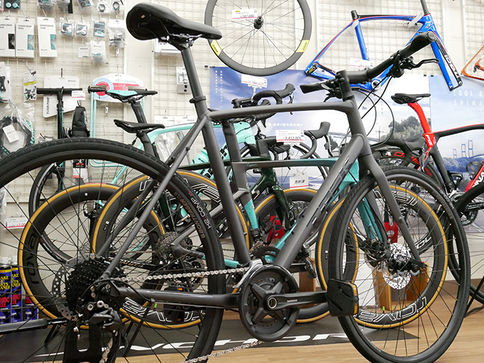 TREK FX3 Disc 2021年継続モデル – スポーツサイクル ウエキ｜ SPORT