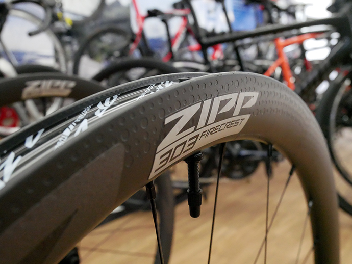 ZIPP ホイール 303 Firecrest Tubeless Disc – スポーツサイクル