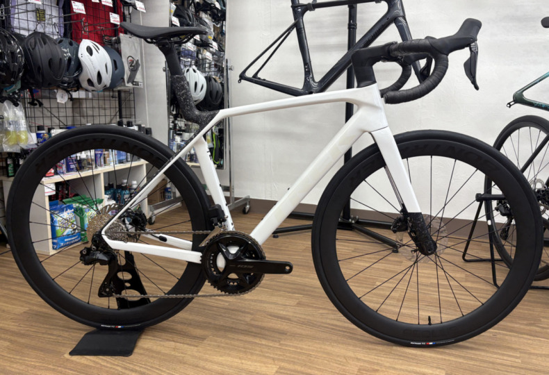 TREK Madone SL 6 Gen 8 新色登場！ – スポーツサイクル ウエキ