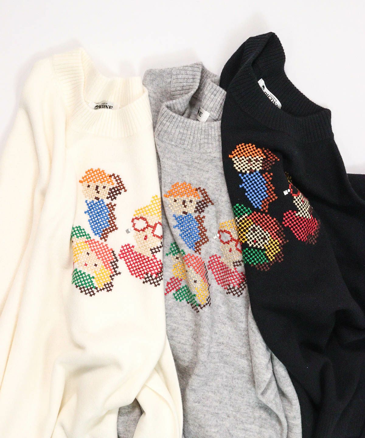 ウール100％ピクセル刺繍ニット|スタジオピッコーネ - ゴルフウェアや