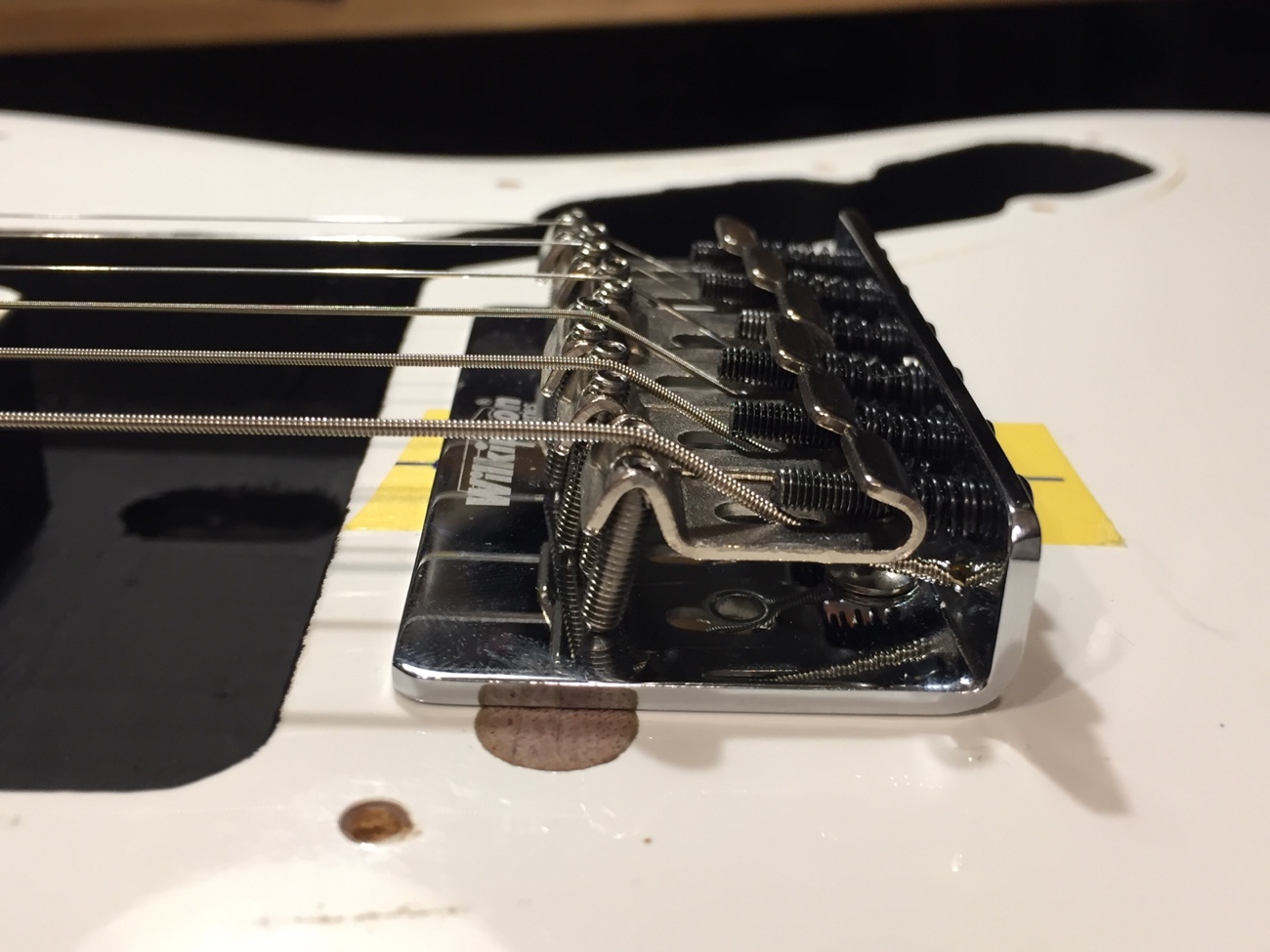 弦を張ってみた【Squier by Fender Vintage Modified Jaguar HH の改造