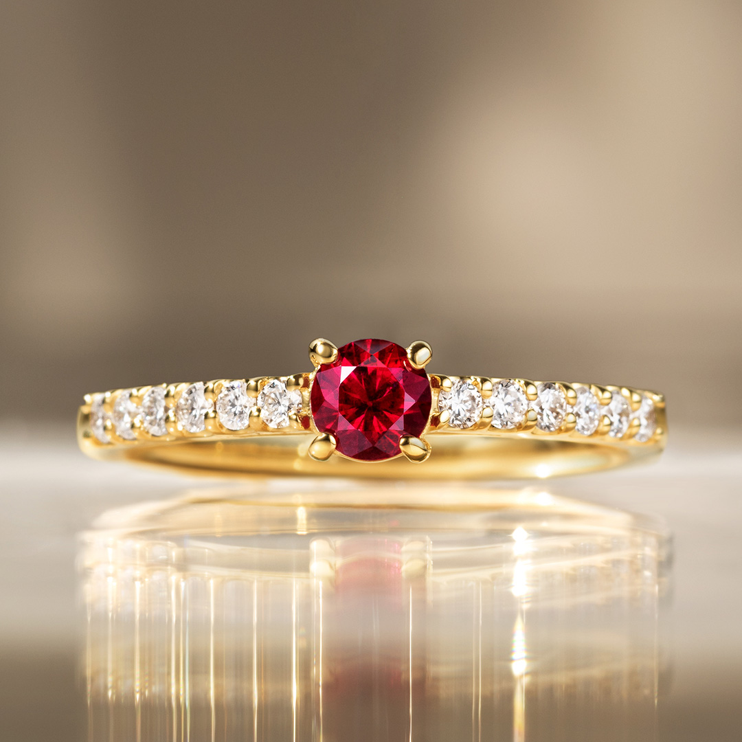ビズー公式】ルビー×ダイヤモンド K18/PTリング・ディアーヌ| 誕生石や
