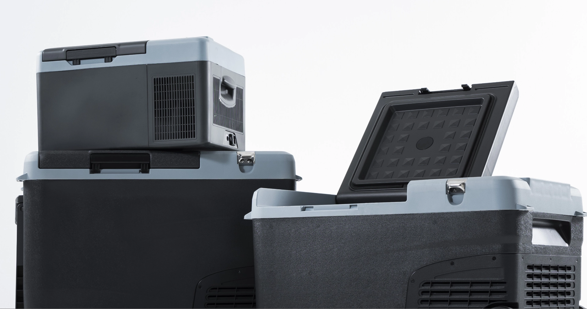 バッテリー対応ポータブル保冷温庫｜どこでも使える新しいバッテリー