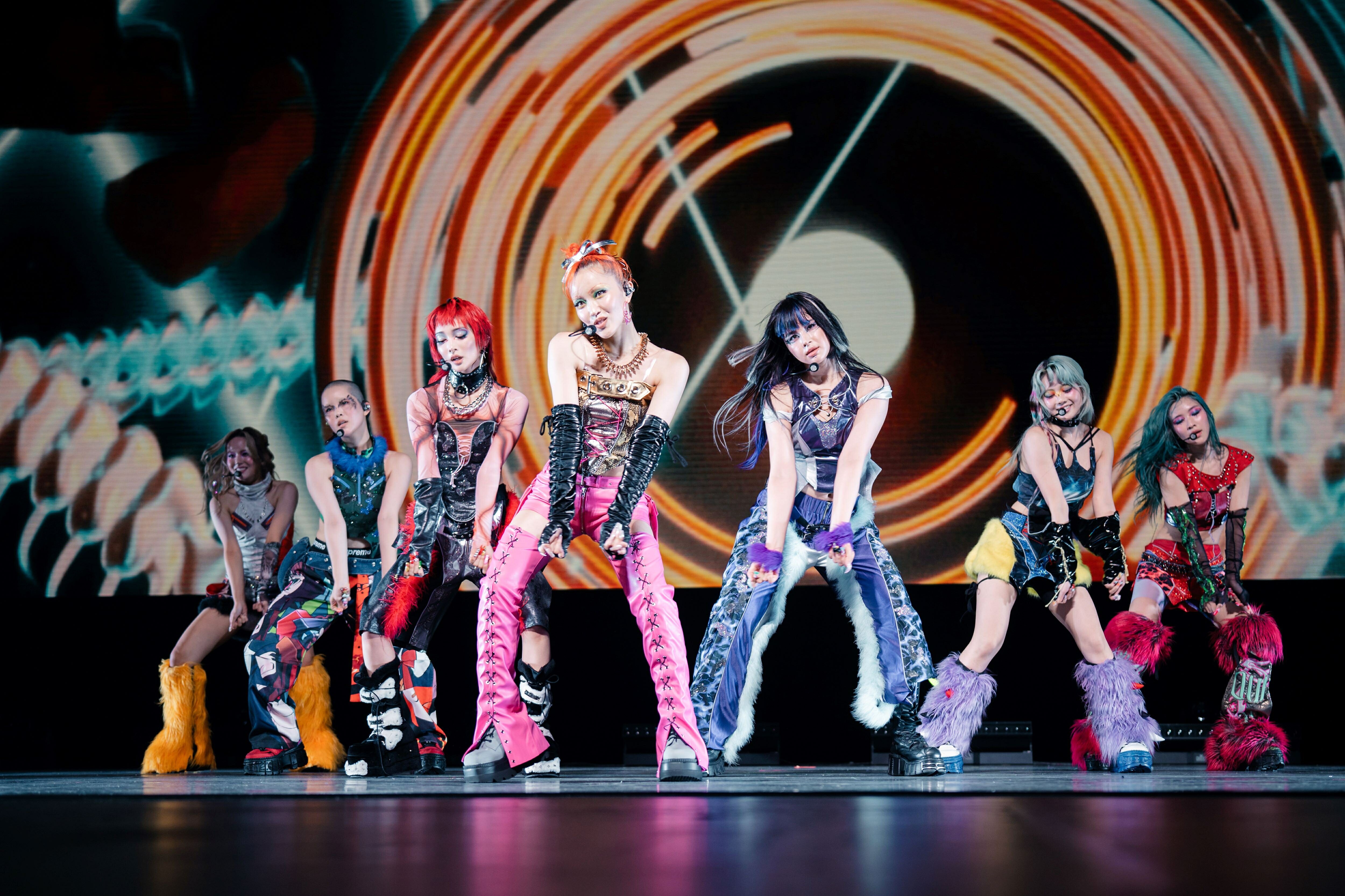 XGが圧倒的パフォーマンスで魅せた初の東京ドーム公演「まだまだ宇宙へ