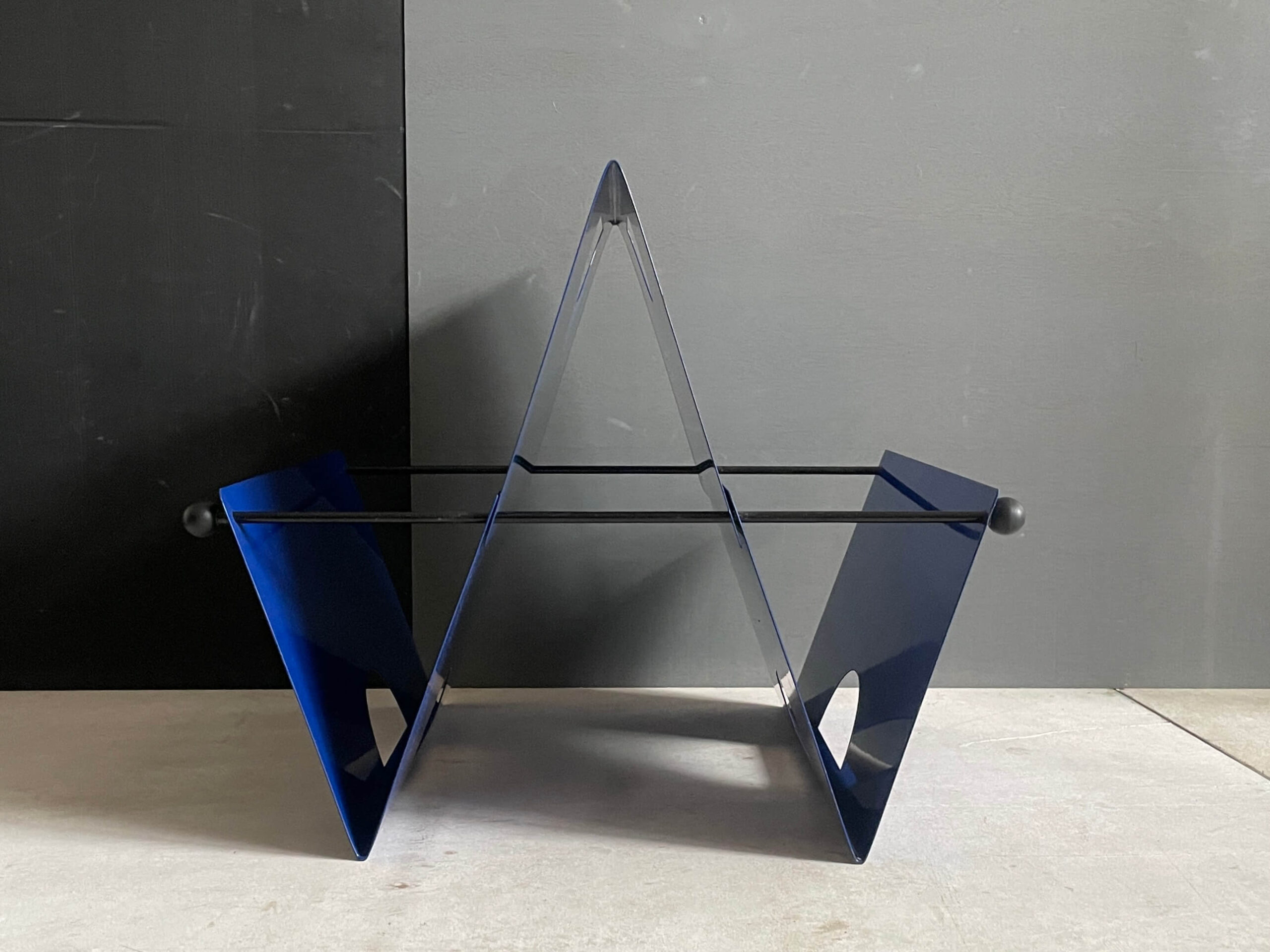 No.10616「マガジンラック：ポストモダン」42×34cm SOLD | ボルト