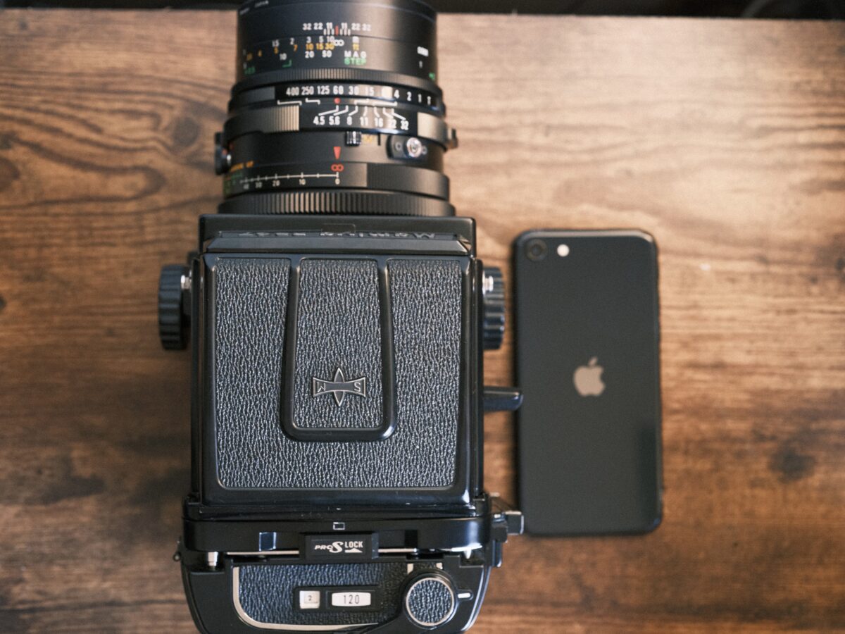 フィルムカメラレビュー。「MAMIYA RB67」 | BORN SURE blog