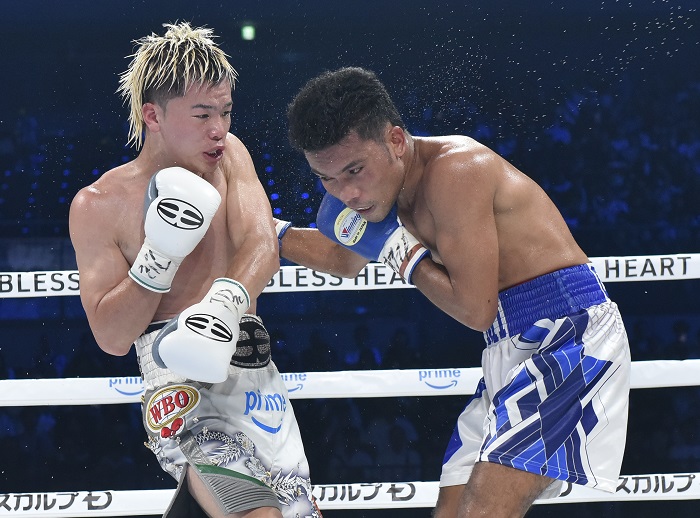 那須川天心、初タイトル獲得 粘るアシロからダウン奪い判定勝ち