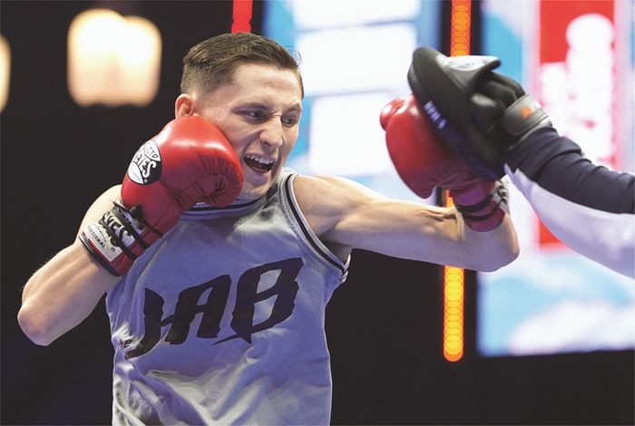 元3階級制覇王者リナレス再起 2.19ロシア WBCシルバー・ライト級戦