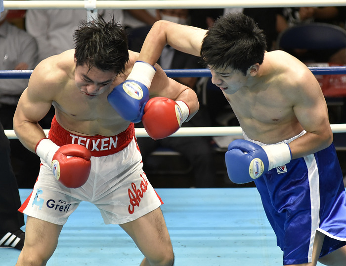 浪速のロッキー”の長男、赤井英五郎は初陣飾れず 苦い初回TKO負け