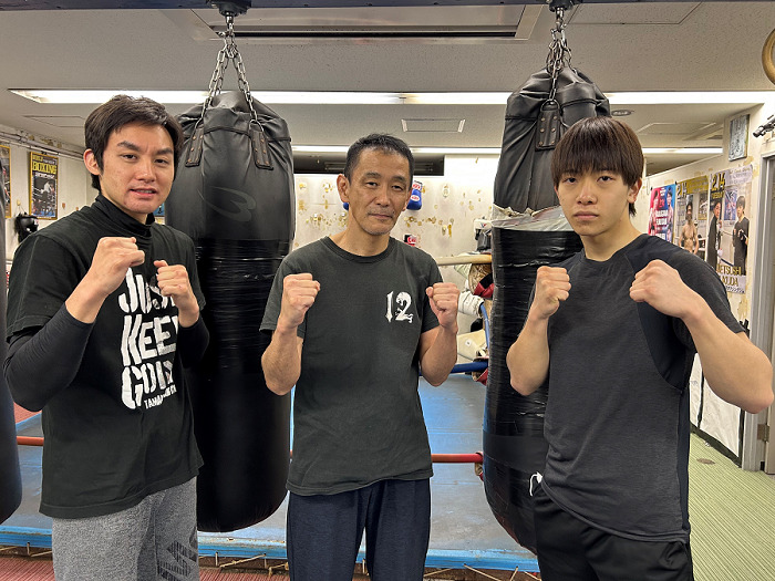 2.14ダイヤモンドグローブ “現役親子ボクサー”が競演 レパード玉熊ジム