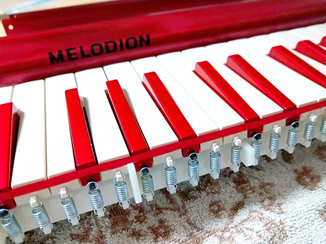 中古で購入した鍵盤ハーモニカ Supreme × Hohner Melodicaの清掃