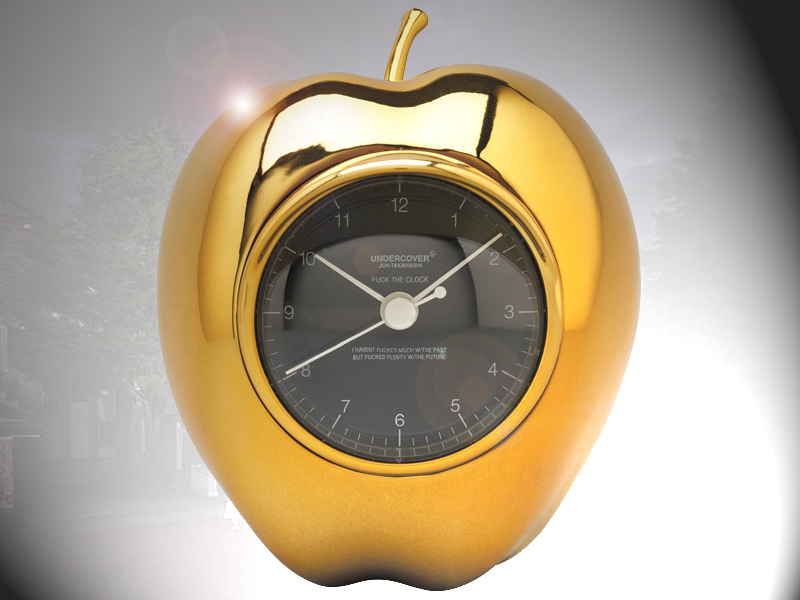 6月16日発売 アンダーカバーのリンゴ時計 GOLDEN GILAPPLE CLOCK