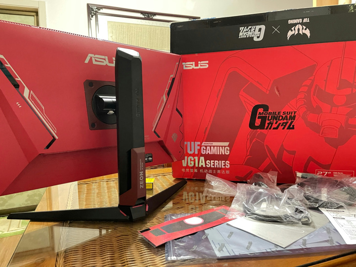 ASUS 『TUF Gaming VG27AQGL1A ZAKU II EDITION』 レビューチェック