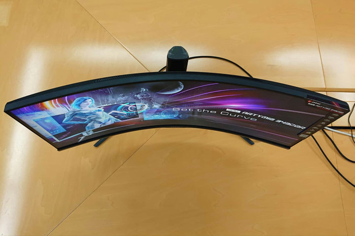 MSI、曲率1000Rの34インチ VA UWQHD 165Hzウルトラワイドゲーミング