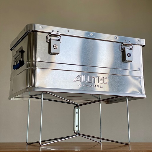 美しき構造体：wanderout UNIVERSAL STAND（ユニバーサル スタンド