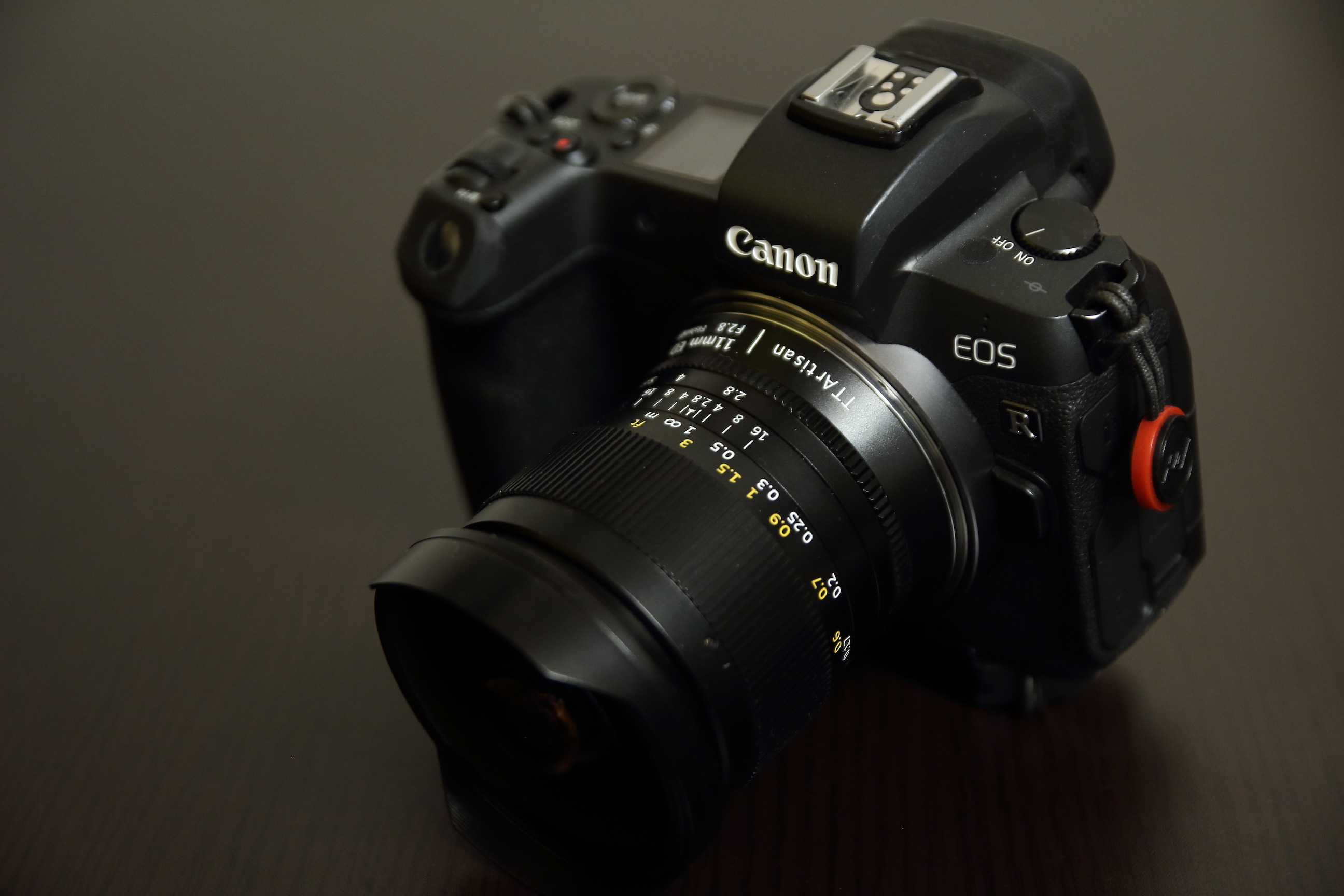 RFマウント用魚眼レンズ「銘匠光学 TTArtisan 11mm f/2.8 Fisheye ED