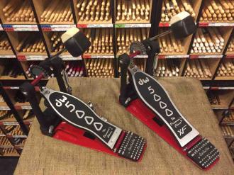 DW5000キックペダルの新バージョン、シングルチェーンの[5000AH