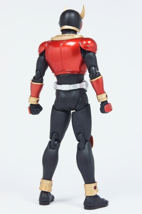 S.H.フィギュアーツ(真骨彫製法) 仮面ライダークウガ マイティフォーム
