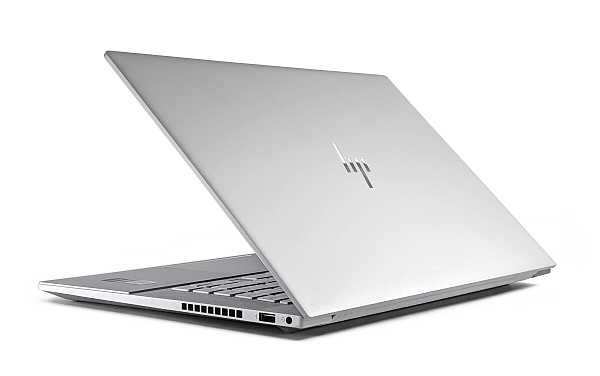 実機レビュー】HP ENVY 15-ep0000：スタイリッシュで高性能な RTX