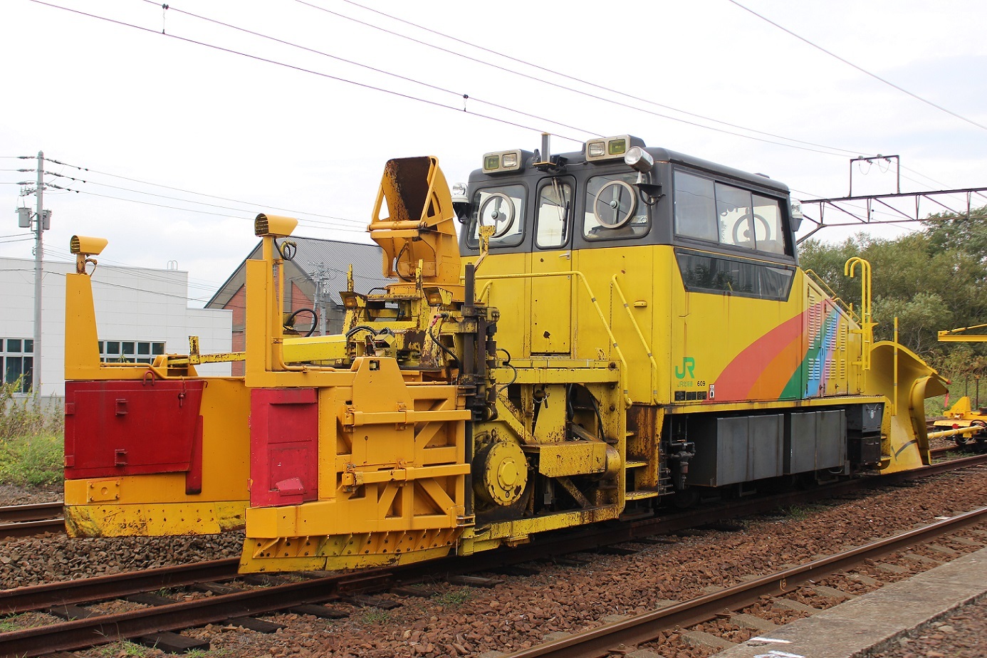 岩見沢保線所の軌道モーターカー N-MCR-600形「609号」 - タタールの