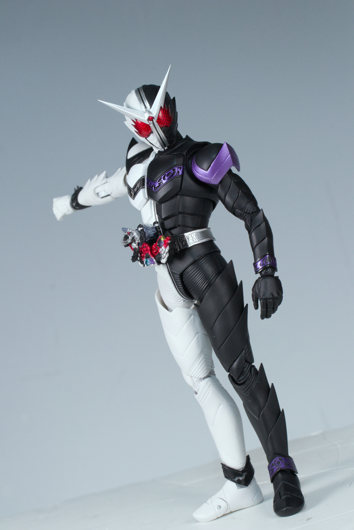 S.H.Figuarts 真骨彫製法 仮面ライダーWファングジョーカー(風都探偵