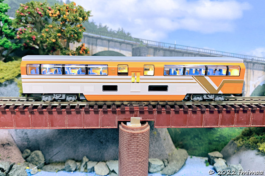 近鉄30000系ビスタEX（新塗装・喫煙室付） 入線整備 その1