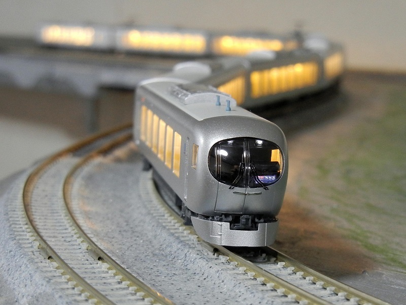 マイクロエース製西武001系Laviewマイレイアウト走行 - 鉄道が好きな