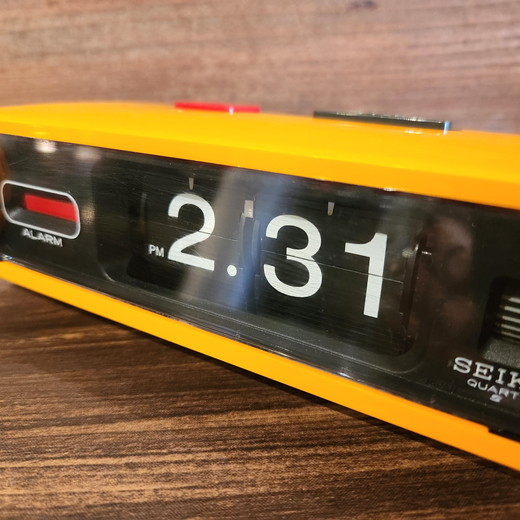 スペースエイジなSEIKO電池式パタパタ時計 - [Sold Out]過去の販売商品