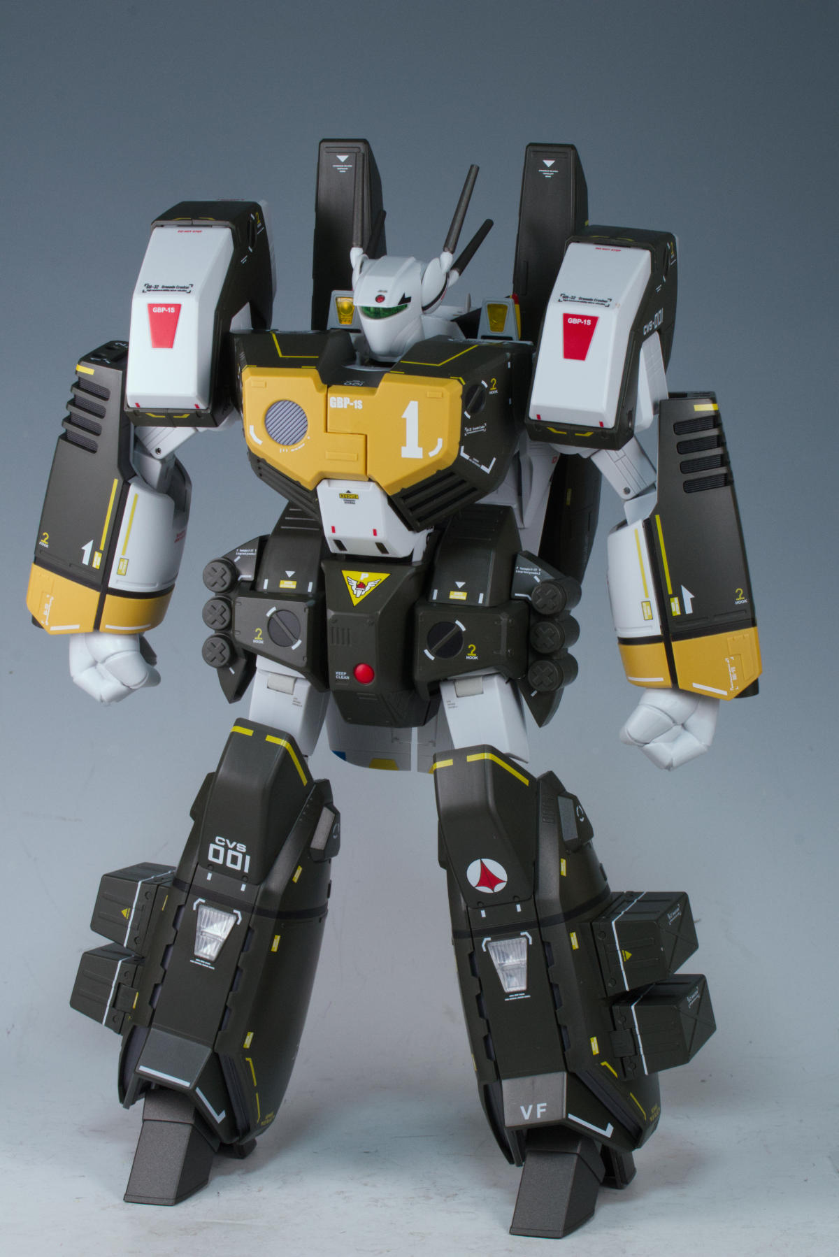 DX超合金 VF-1S アーマードバルキリー（ロイ・フォッカースペシャル