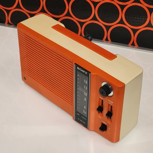 昭和レトロ ポップなオレンジカラーのSONY AMラジオ TR-9650 - [Sold