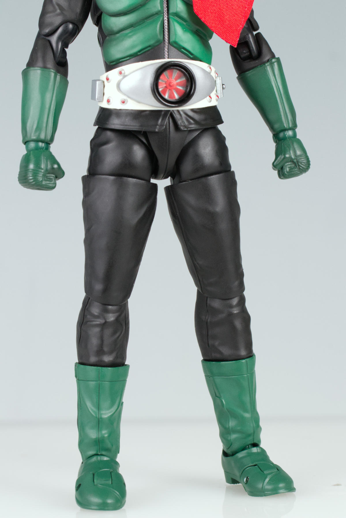 S.H.Figuarts（真骨彫製法）仮面ライダー1号（桜島Ver.） 栄光の昭和