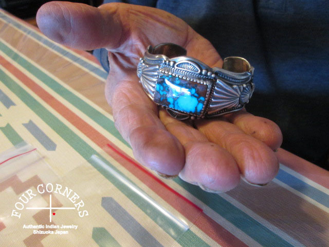 Harry H Begay ハリービゲイ インゴットシルバービズビーターコイズ