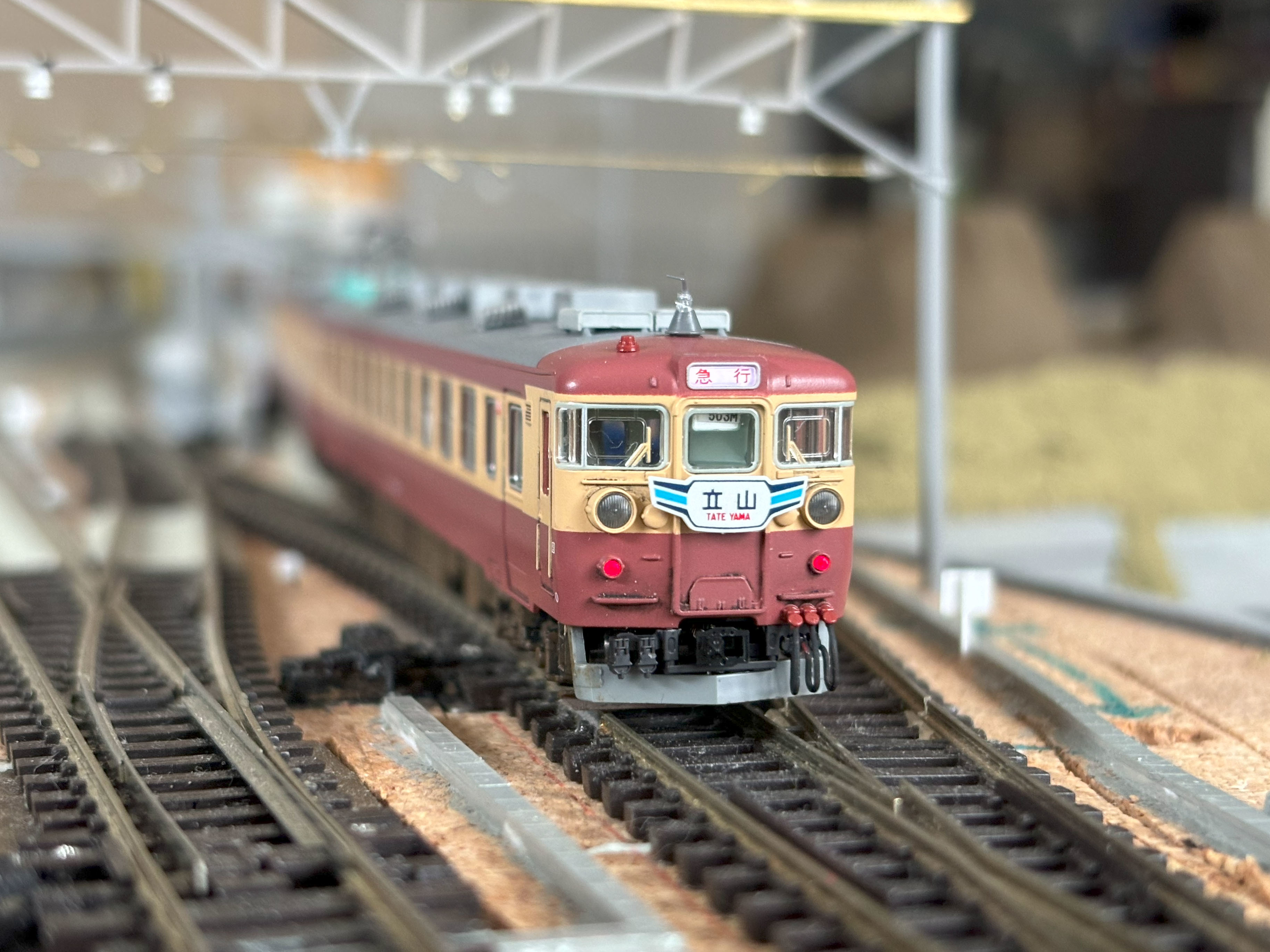 KATO 10-1634 475系急行「立山・ゆのくに」の入線整備（4