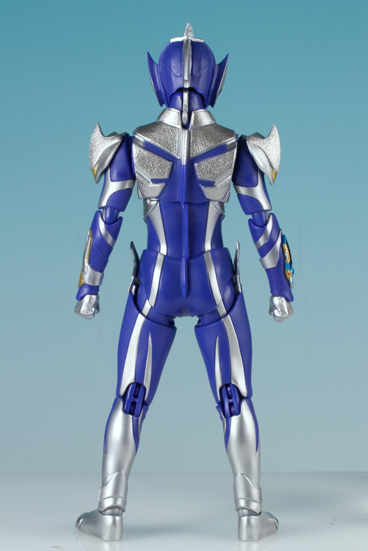 S.H.フィギュアーツ ハンターナイトツルギ ミニレビュー | ヒーロー