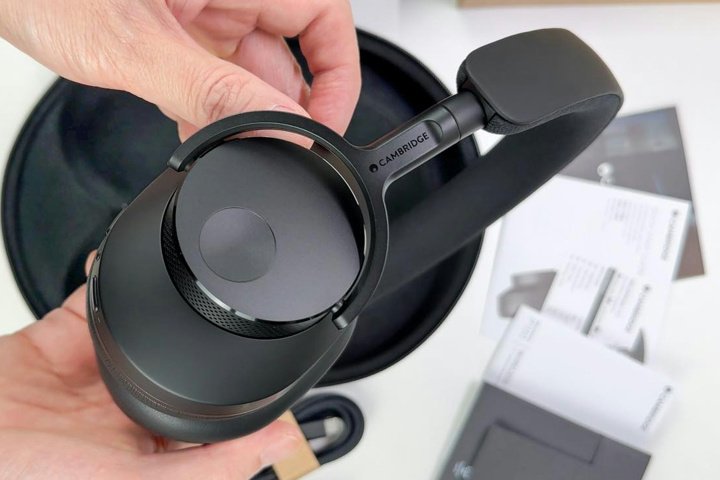 Cambridge Audio、aptX Lossless対応やハイブリッドANCを特徴とする
