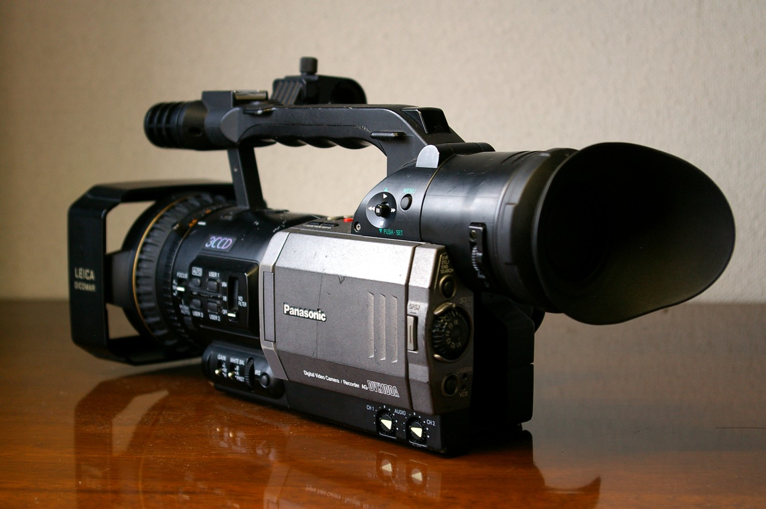 AG-DVX100A | シネマトグラファーへの道