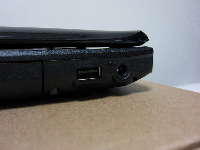 ノートPC 『Lenovo G570 4334CSJ』 レビュー ～外観～ | ヲチモノ