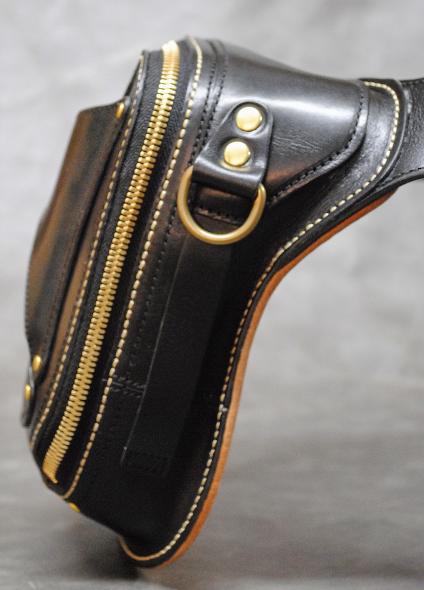 ヒップバッグ TYPE C オイルレザー ブラック