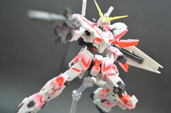 ROBOT魂＜SIDE MS＞ ユニコーンガンダム（サイコフレーム発光仕様